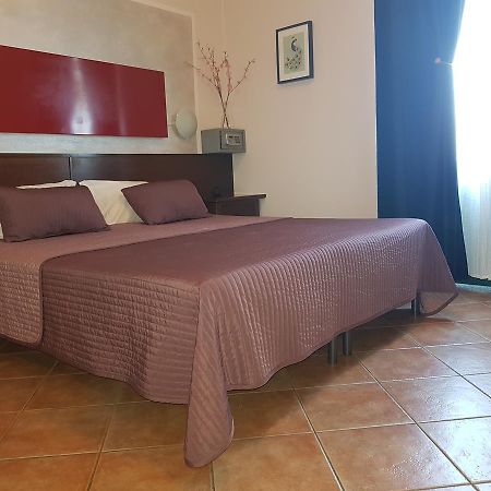 Hotel La Pendola Ozzero Ngoại thất bức ảnh