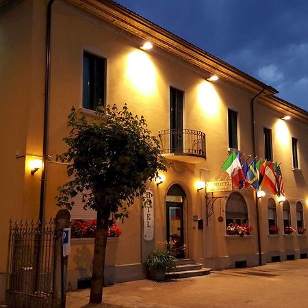 Hotel La Pendola Ozzero Ngoại thất bức ảnh