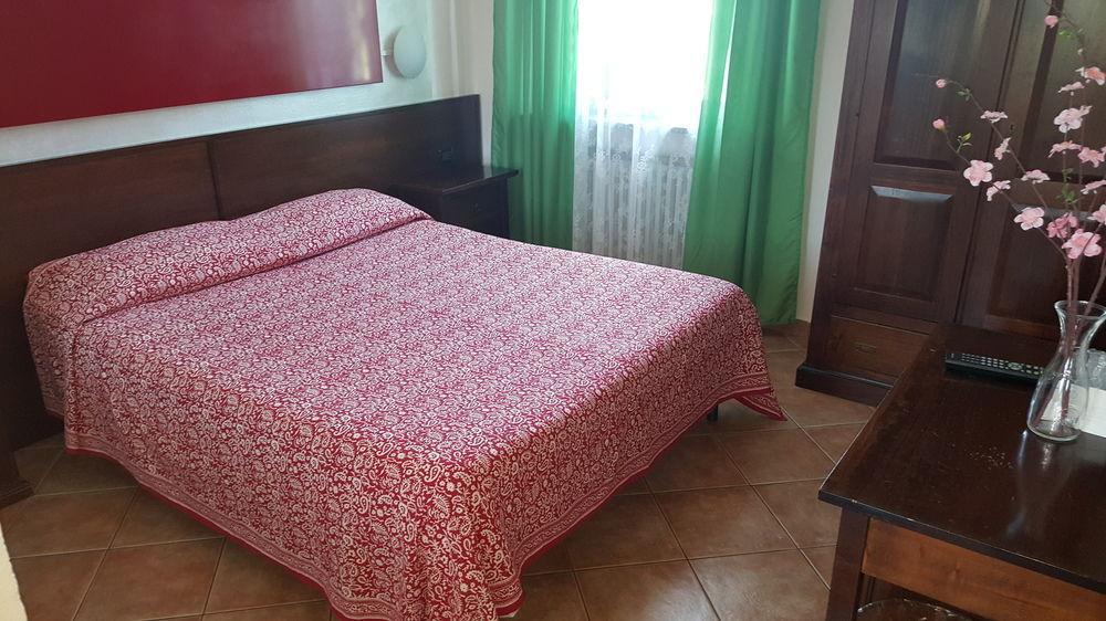 Hotel La Pendola Ozzero Ngoại thất bức ảnh