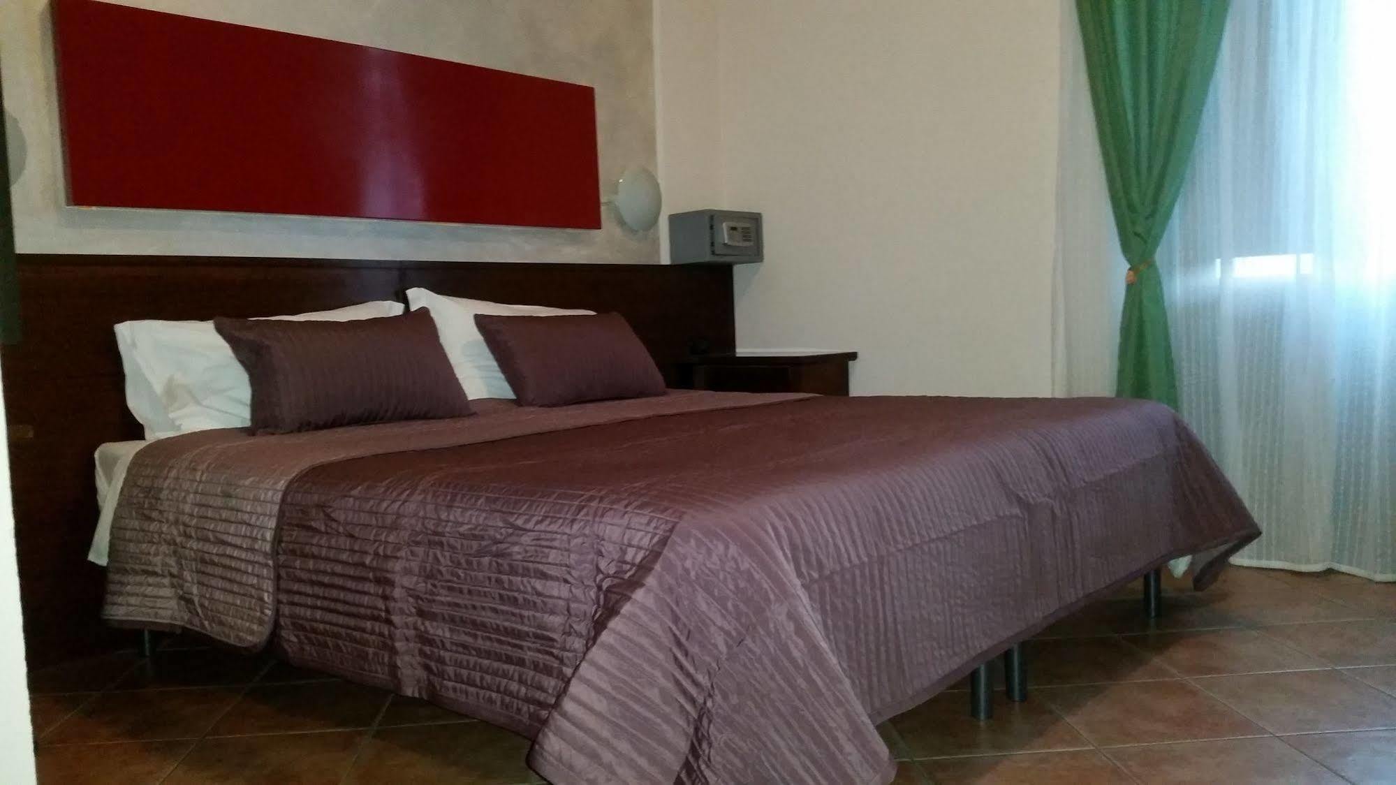 Hotel La Pendola Ozzero Ngoại thất bức ảnh