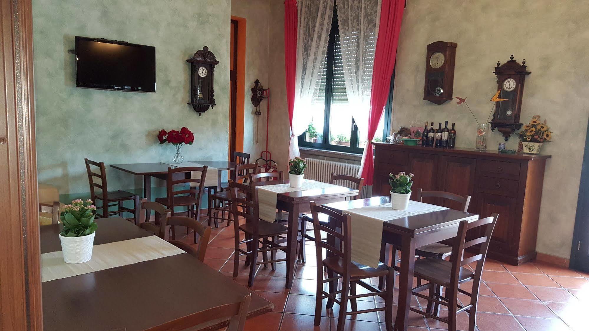 Hotel La Pendola Ozzero Ngoại thất bức ảnh