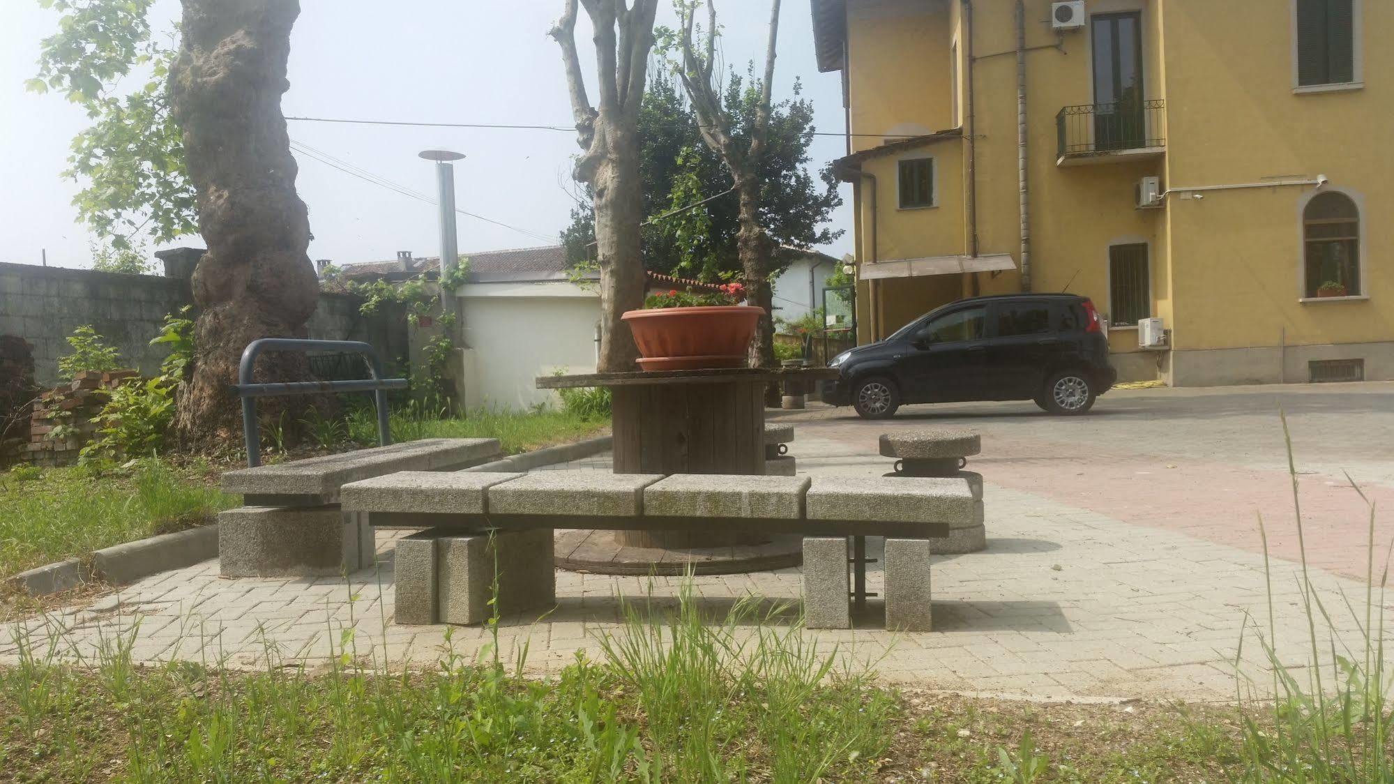 Hotel La Pendola Ozzero Ngoại thất bức ảnh