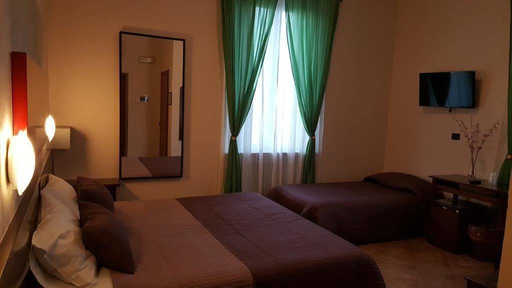 Hotel La Pendola Ozzero Ngoại thất bức ảnh